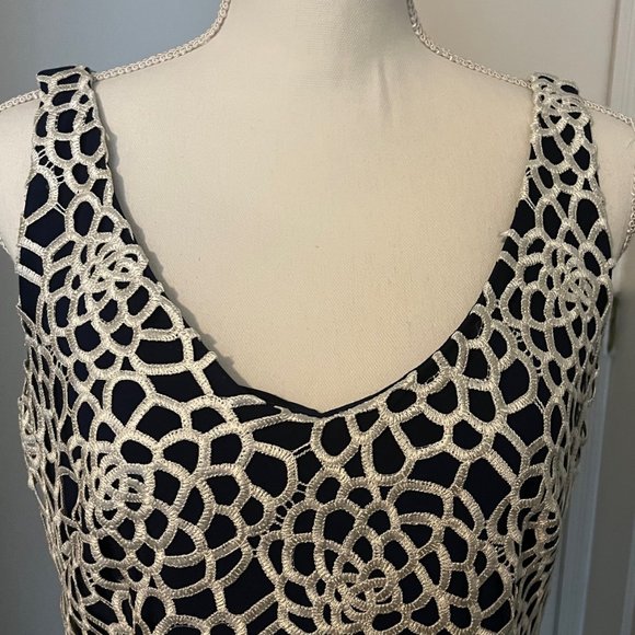 Lauren By Ralph Lauren Sleeveless Dress Size 8- Navy Blue/White Crochet Overlay - Picture 7 of 8